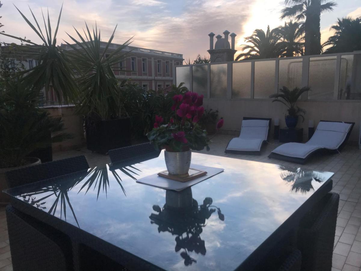 Terrasse Dans Palace Centre *